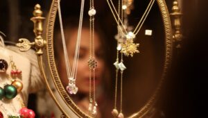 luck mirror